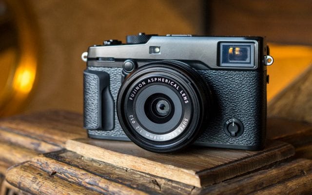 nên mua máy ảnh mirrorless nào
