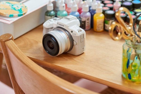 Ưu và nhược điểm của Canon R50