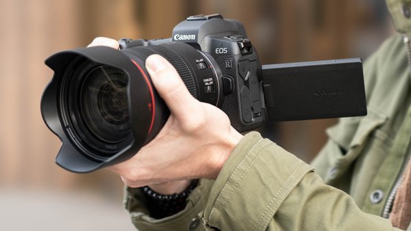 Màn hình LCD trang bị trên canon eos r