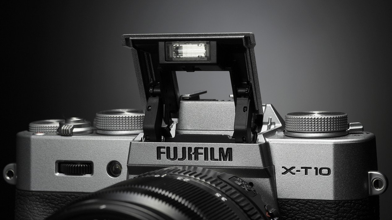 Fujifilm X-T10 - Thiết kế hoài cổ