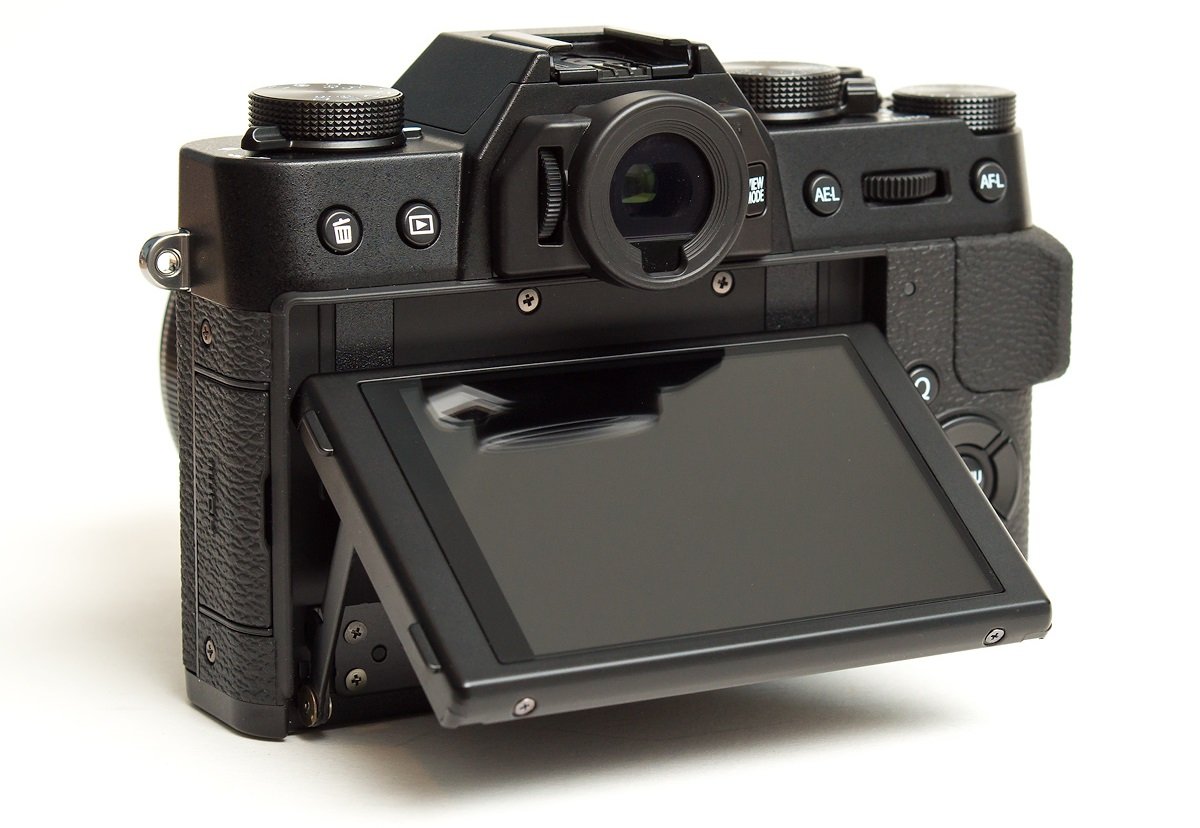 Fujifilm X-T10 - Màn hình lật nghiêng