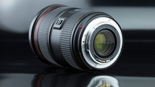  Canon EF 24-70mm f/2.8L II USM có động cơ lấy nét USM