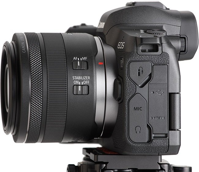 Canon RF 35mm f/1.8 IS Macro STM tích hợp vòng điều khiển