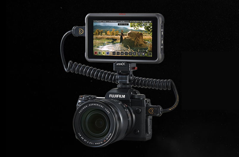 Thông qua cổng HDMI camera có thể ghi RAW ngoài